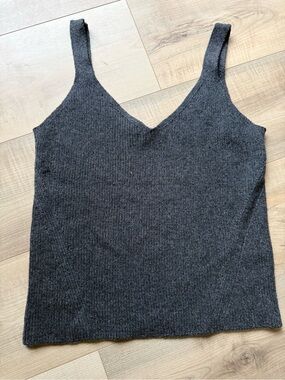 Old Navy Charcoal V-Neck Knit Tank Top